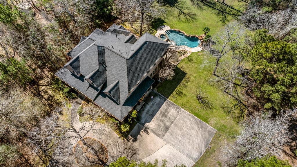 8408 Grand Lake Estates Drive, Montgomery, Texas image 3