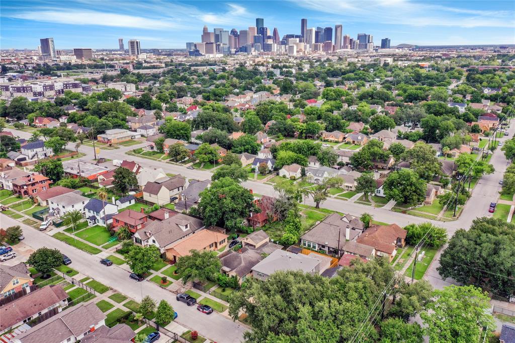 2713 Rosewood Street, Houston, Texas image 5