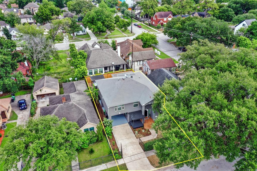 2713 Rosewood Street, Houston, Texas image 10