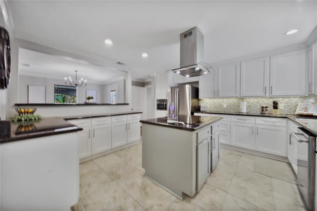 2713 Rosewood Street, Houston, Texas image 29