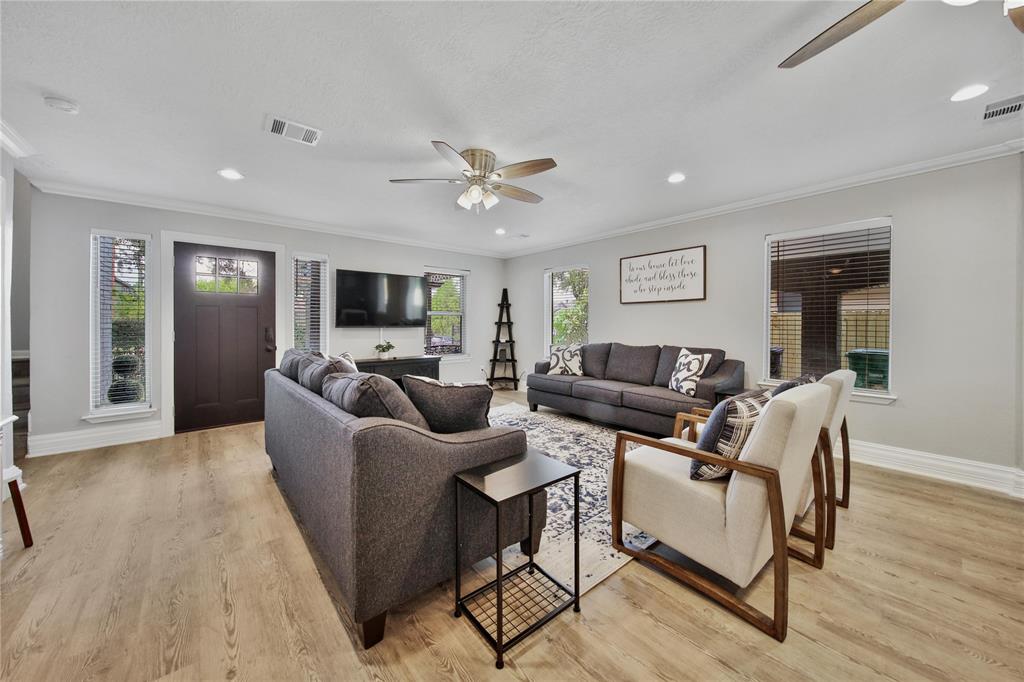 2713 Rosewood Street, Houston, Texas image 23