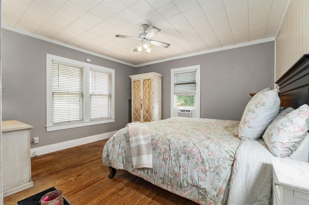 704 S Baylor Street, Brenham, Texas image 12