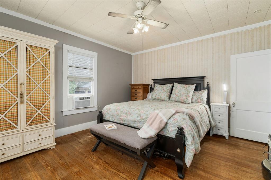 704 S Baylor Street, Brenham, Texas image 13