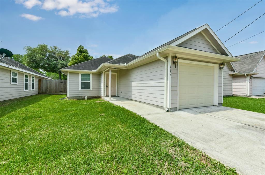 4122 Sevan Street, Bacliff, Texas image 1