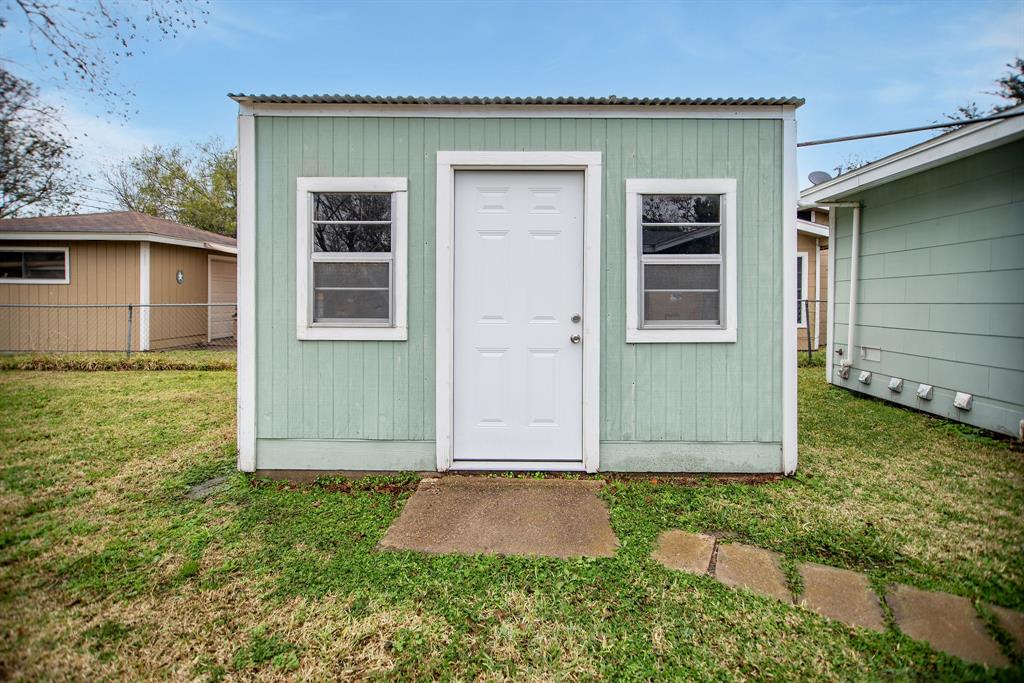 1515 Leon Drive, Port Lavaca, Texas image 5