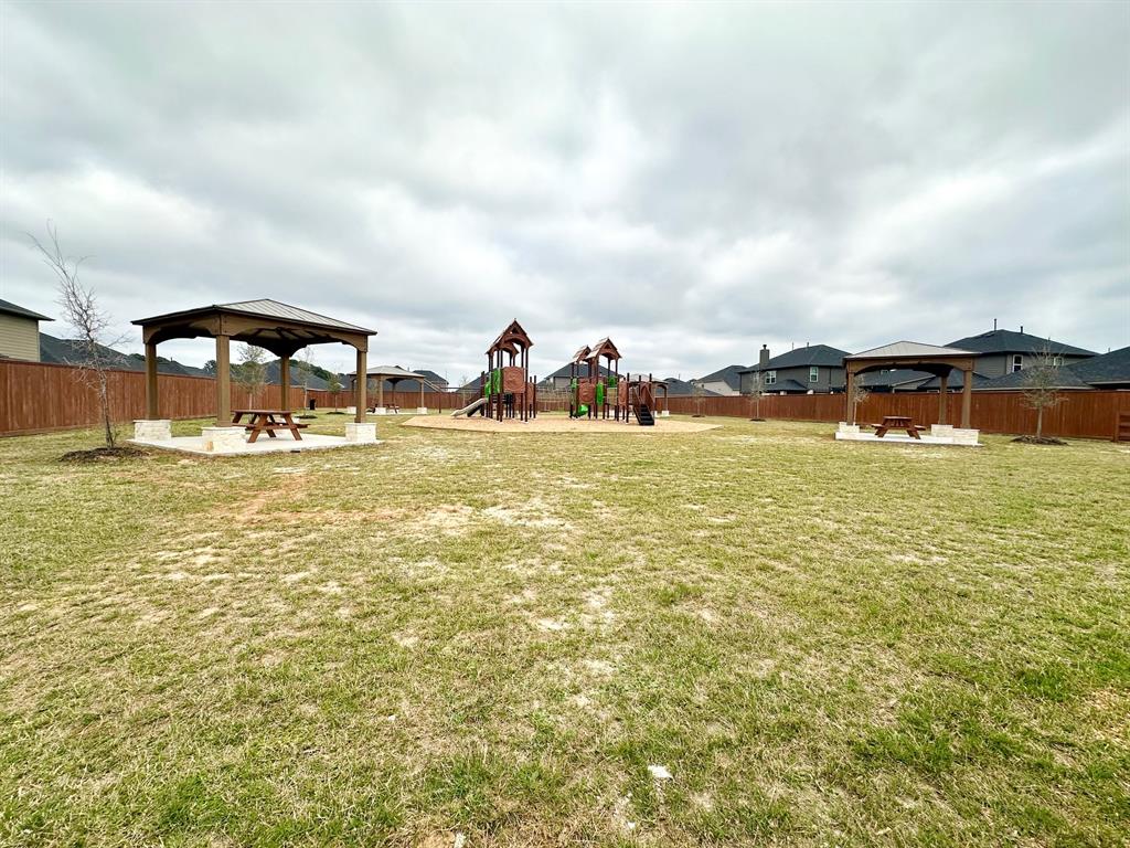 24707 Thornbluff Briar Court, Huffman, Texas image 7