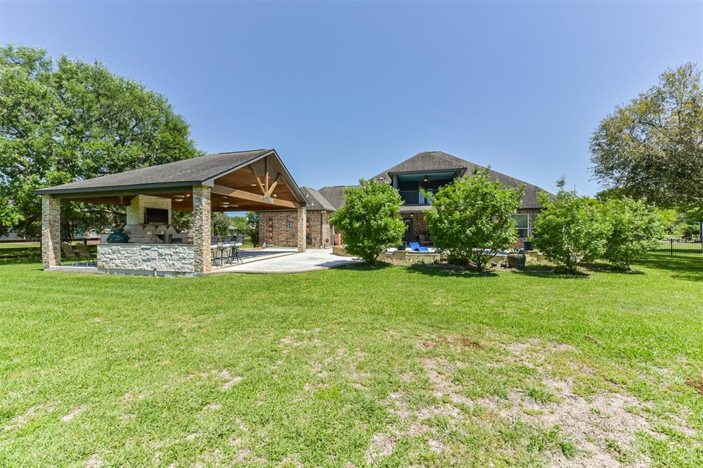 3619 Wellspring Lake Drive, Fulshear, Texas image 48