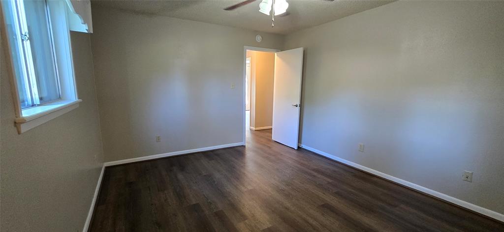 520 Walnut Street, Waller, Texas image 25
