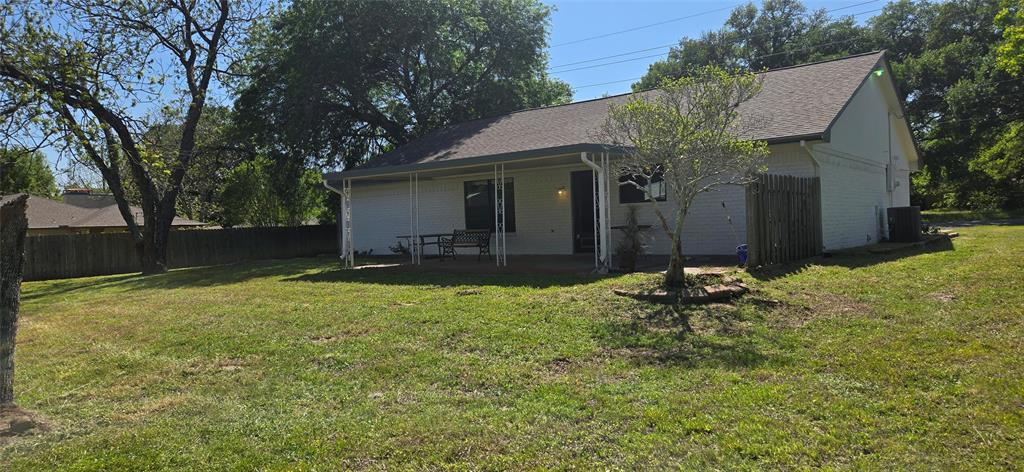 520 Walnut Street, Waller, Texas image 7