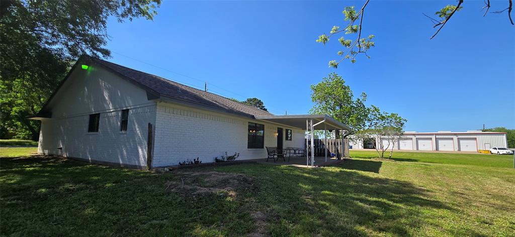 520 Walnut Street, Waller, Texas image 9