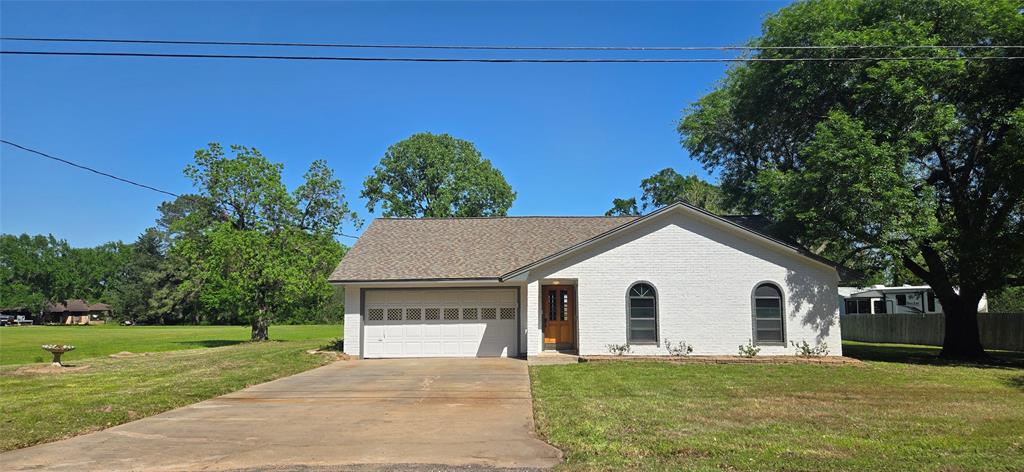 520 Walnut Street, Waller, Texas image 1