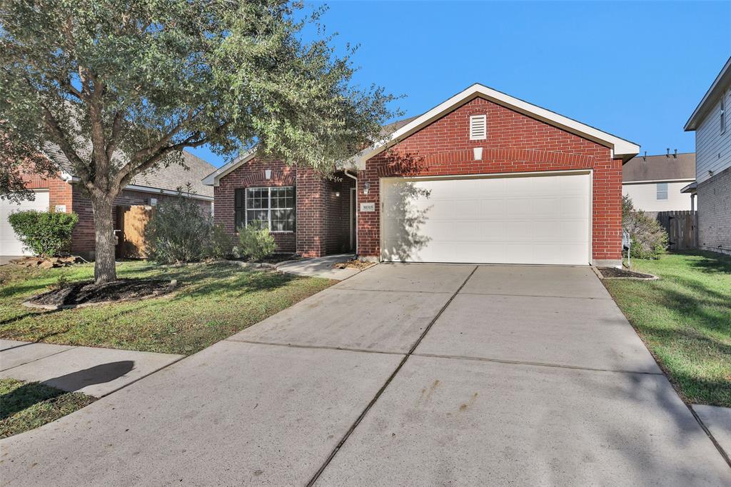 30315 Legacy Pines Drive, Spring, Texas image 3