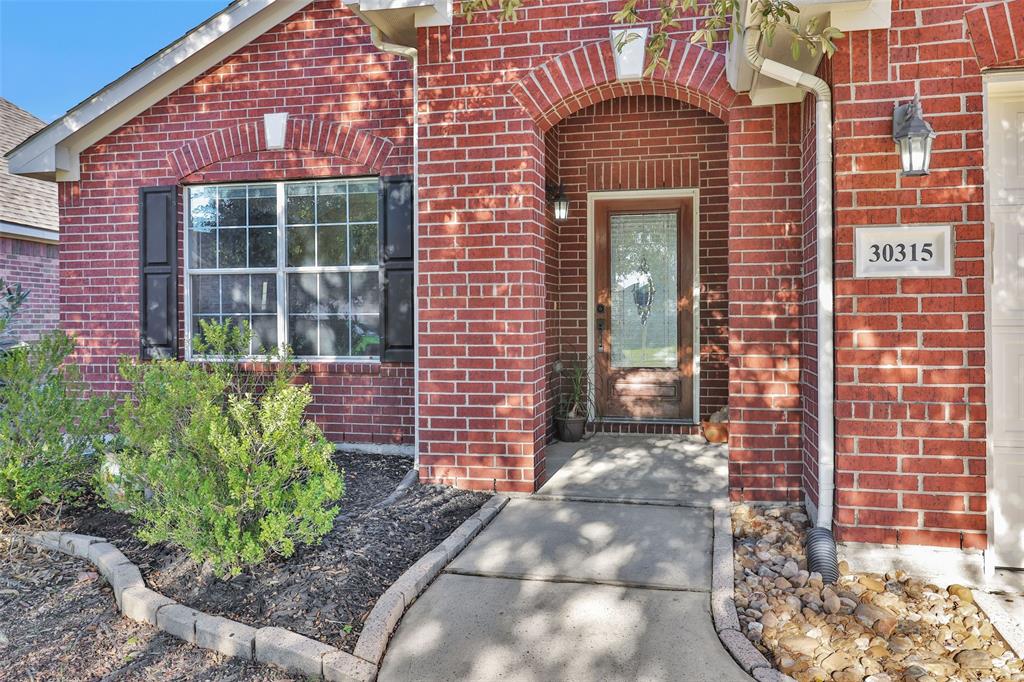 30315 Legacy Pines Drive, Spring, Texas image 4