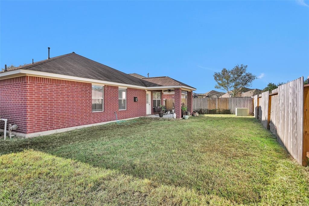30315 Legacy Pines Drive, Spring, Texas image 32