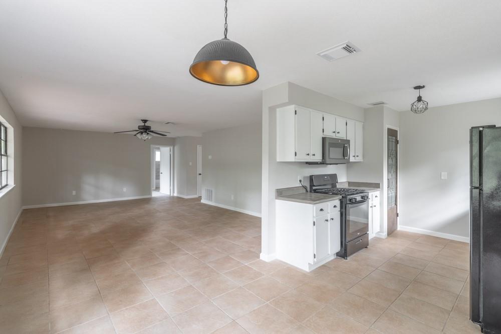 3535 Valerie Lane, Spring, Texas image 6