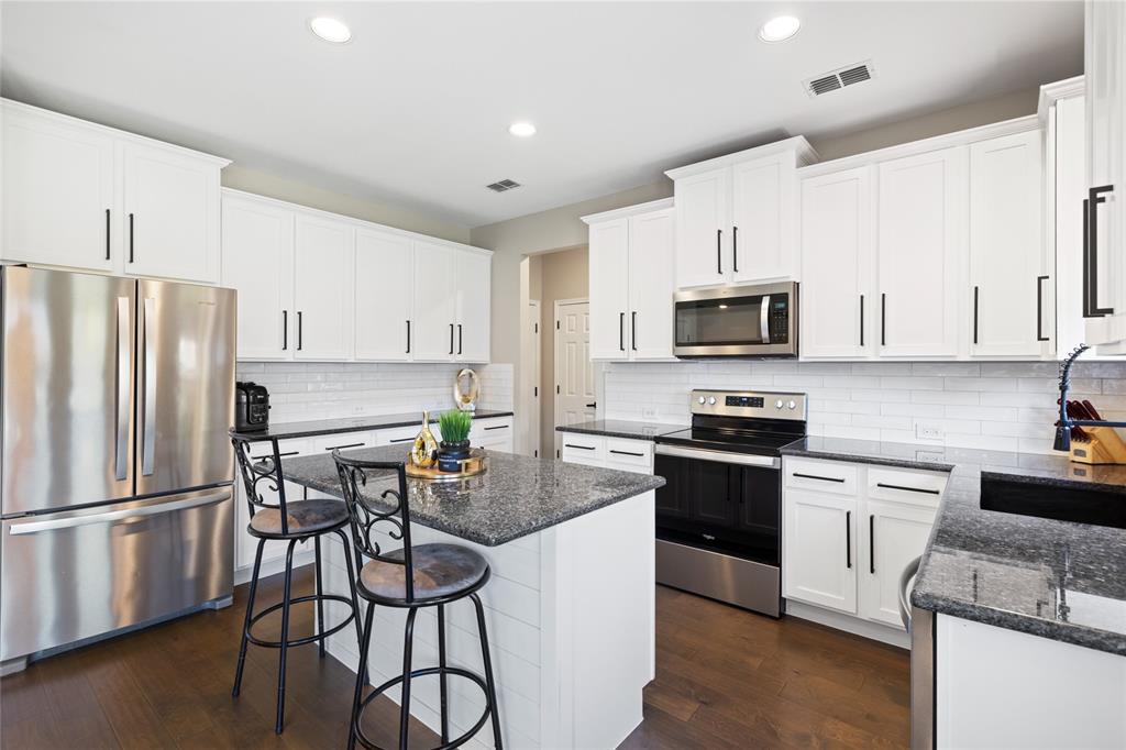 3804 Park Wood Drive, Corinth, Texas image 22