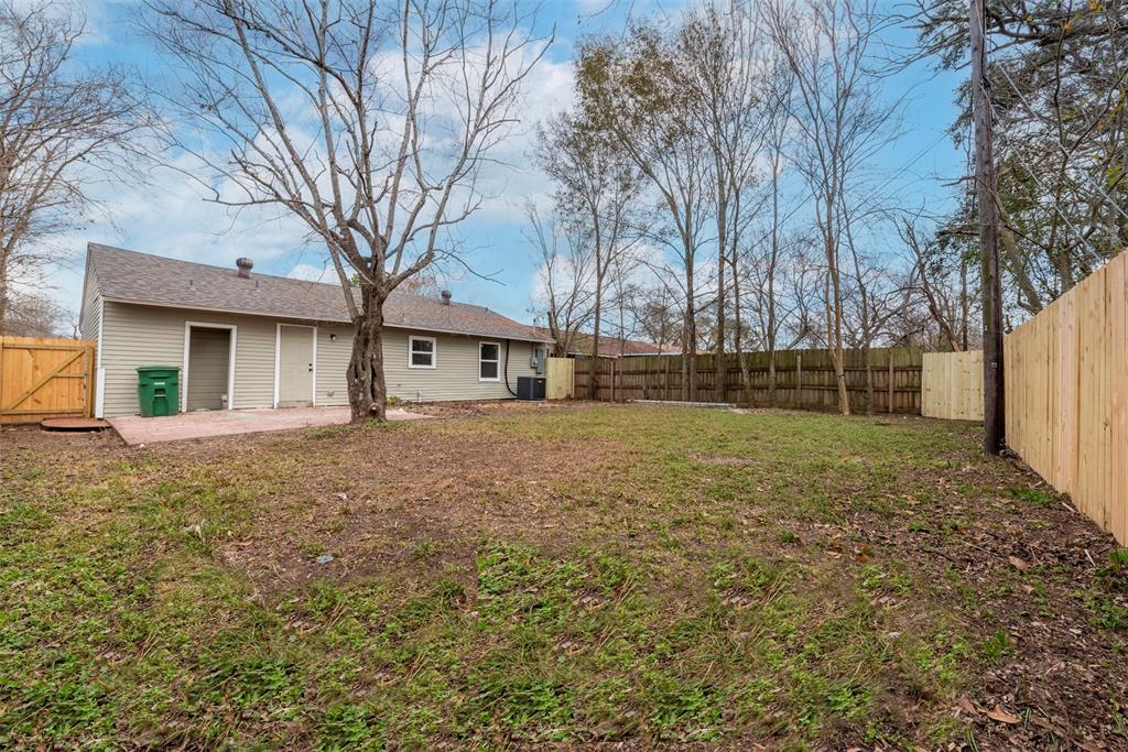 16205 Capri Drive, Jersey Village, Texas image 34