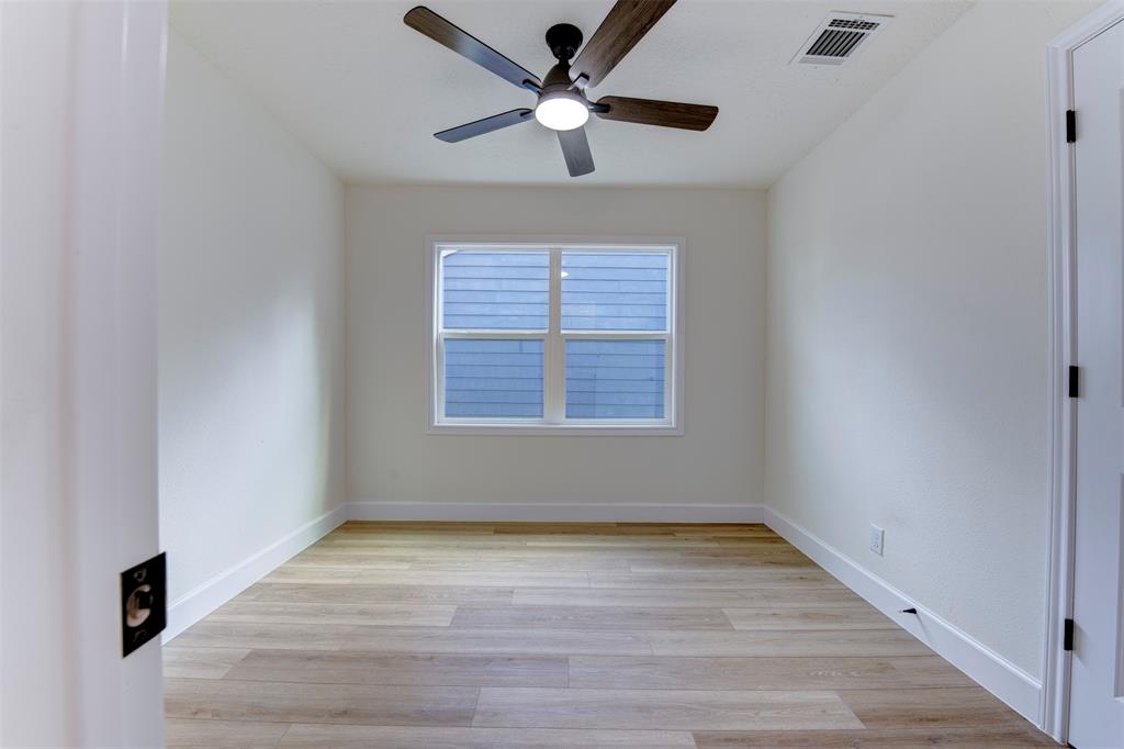 16205 Capri Drive, Jersey Village, Texas image 32