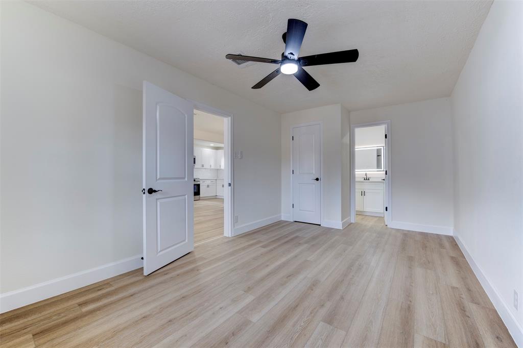 16205 Capri Drive, Jersey Village, Texas image 18