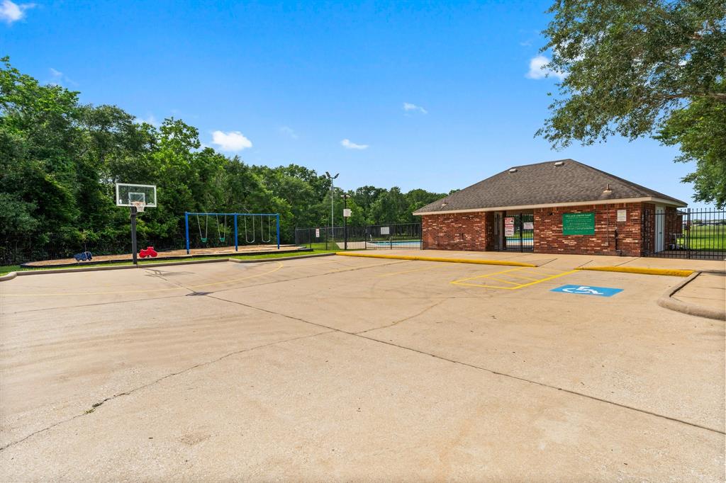 4210 Rainfall Drive, Pasadena, Texas image 44