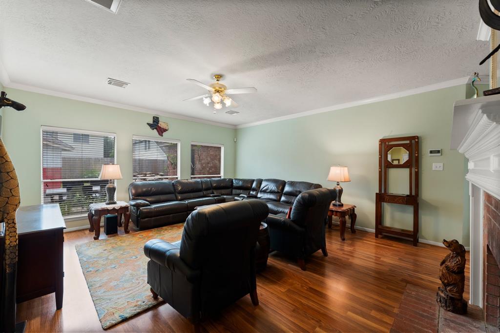 4210 Rainfall Drive, Pasadena, Texas image 7