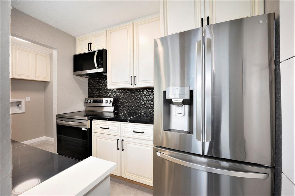 260 El Dorado Boulevard Blvd #3103, Houston, Texas image 9