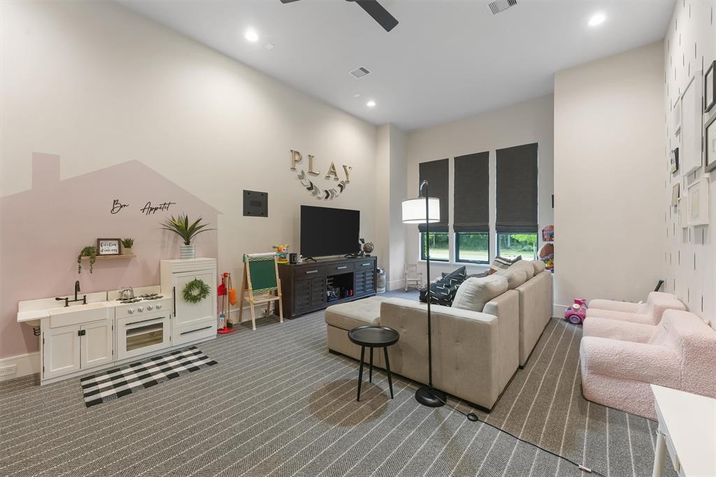 407 N Copa Palm Loop, Montgomery, Texas image 34