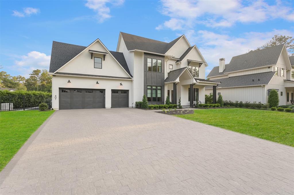 407 N Copa Palm Loop