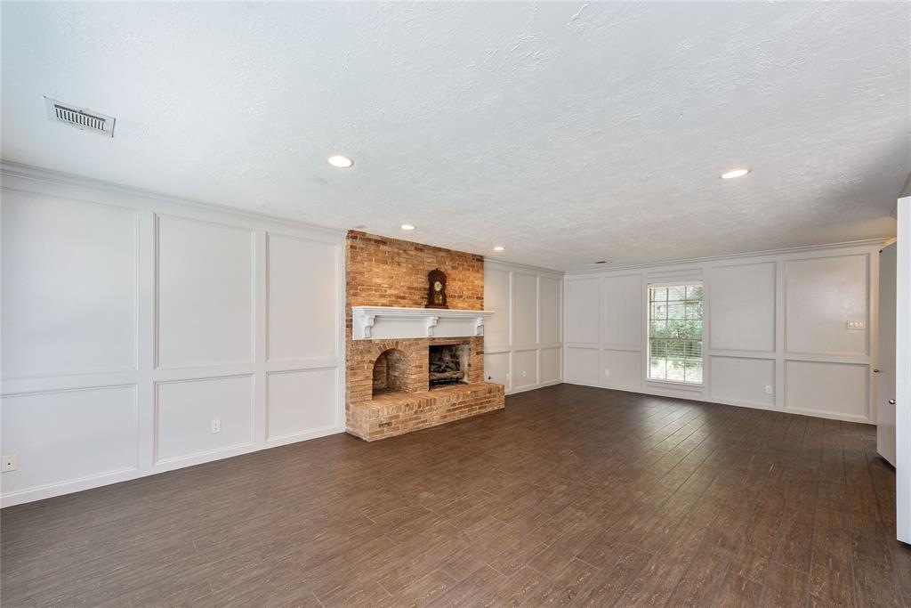 2824 S Logrun Circle