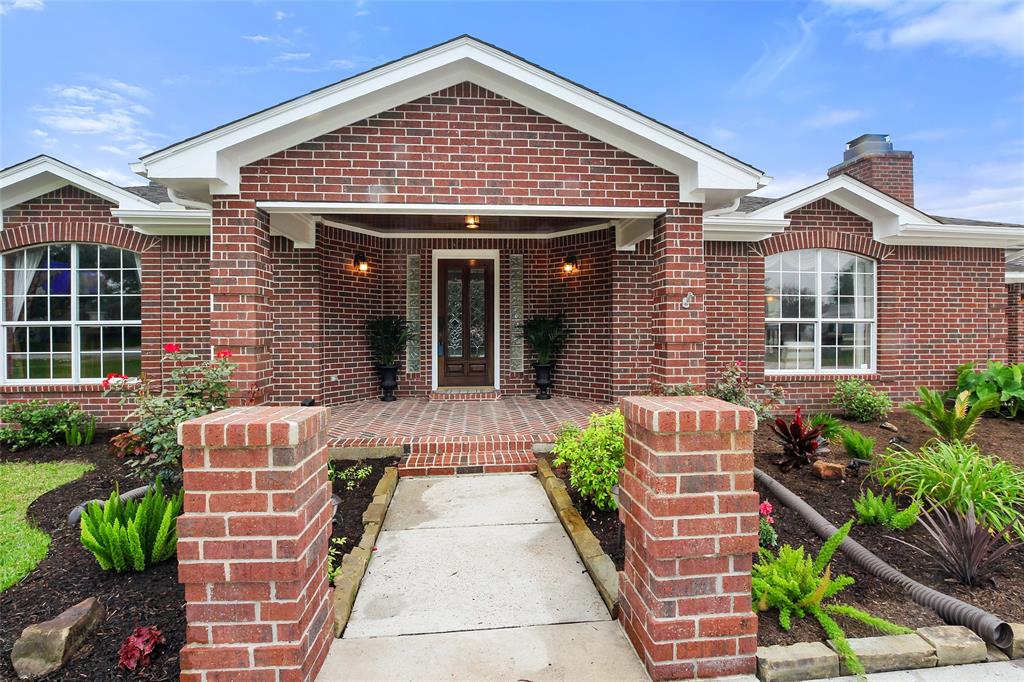 2204 Airline Drive, Friendswood, Texas image 3