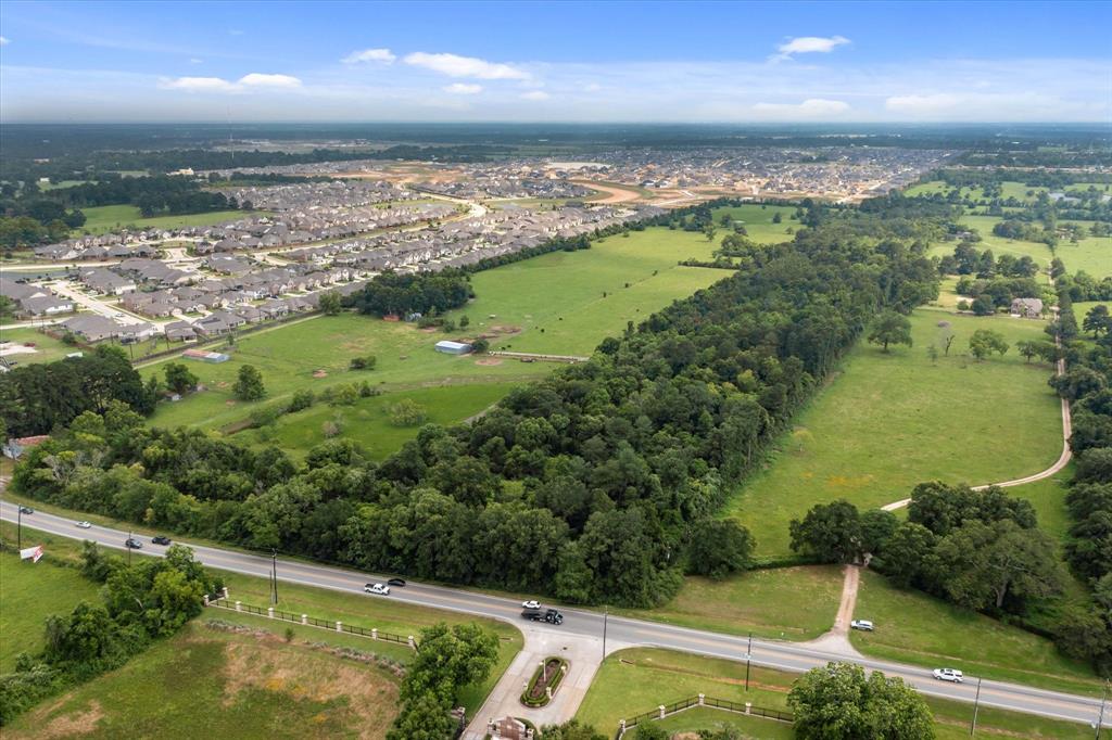 19511 Fm 2920 Rd Road