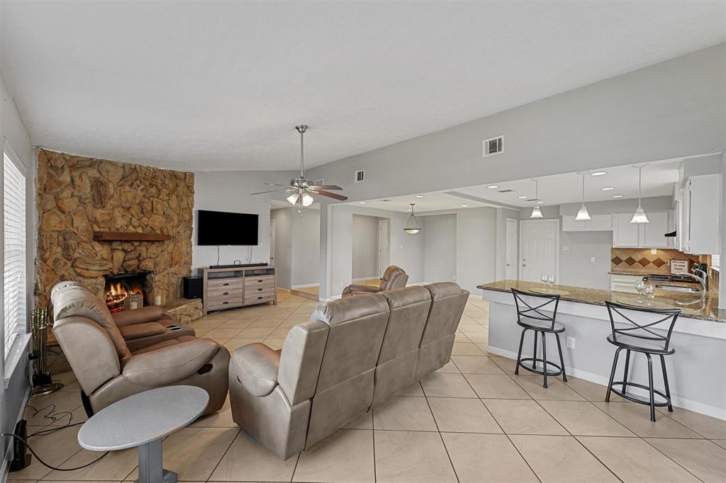 10339 King Ranch Lane, Sugar Land, Texas image 7