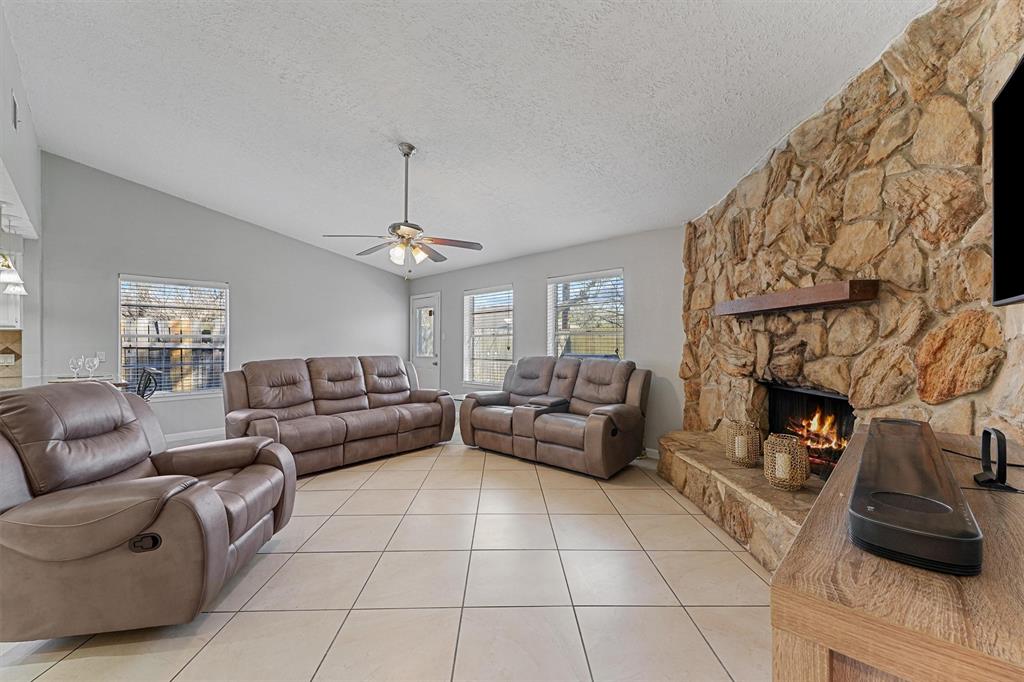 10339 King Ranch Lane, Sugar Land, Texas image 1