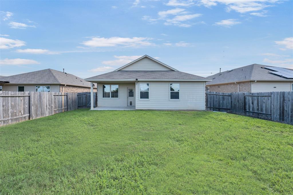 11355 Dawn Beach Lane, Conroe, Texas image 33