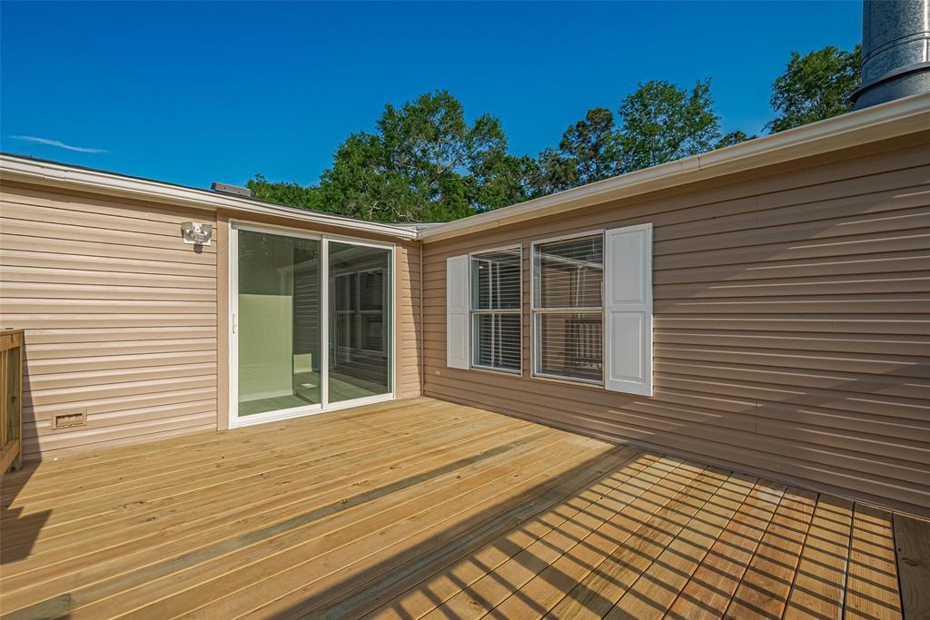 8856 Greenwood Drive, Cleveland, Texas image 6
