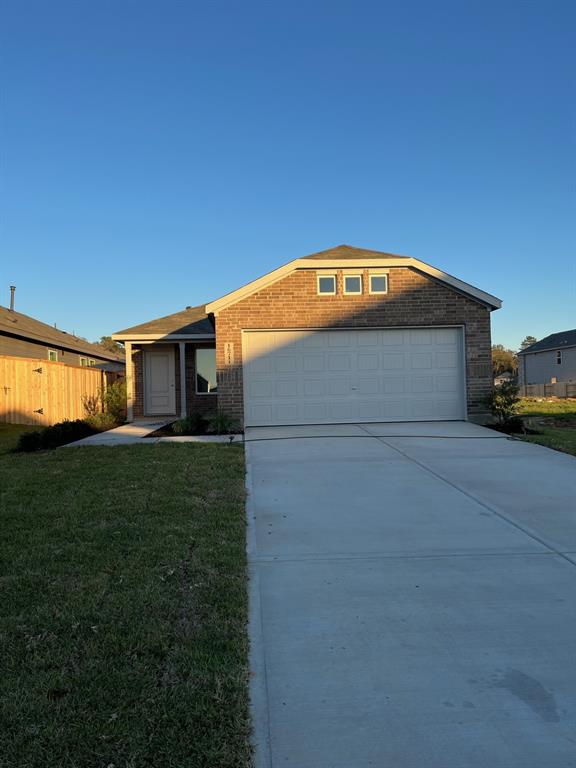 1254 Gamma Grass Drive, Crosby, Texas image 2