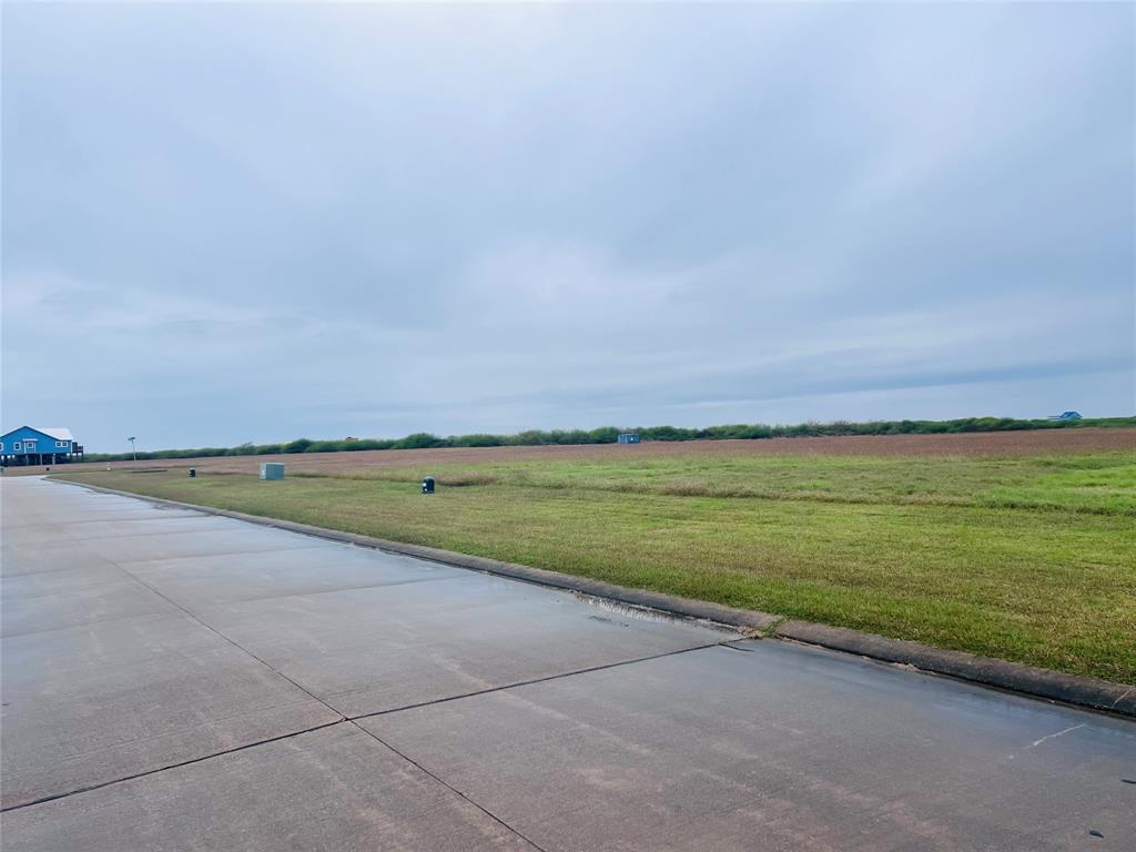 2909 Palacios Bay Drive, Palacios, Texas image 6