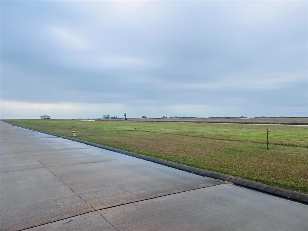 2909 Palacios Bay Drive, Palacios, Texas image 2