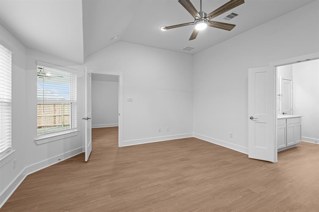 1230 Lancer Leap Drive, Alvin, Texas image 21