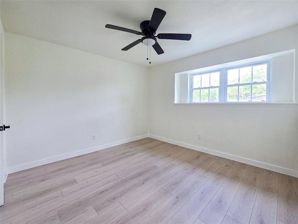 11711 Kangaroo Court, Meadows Place, Texas image 21