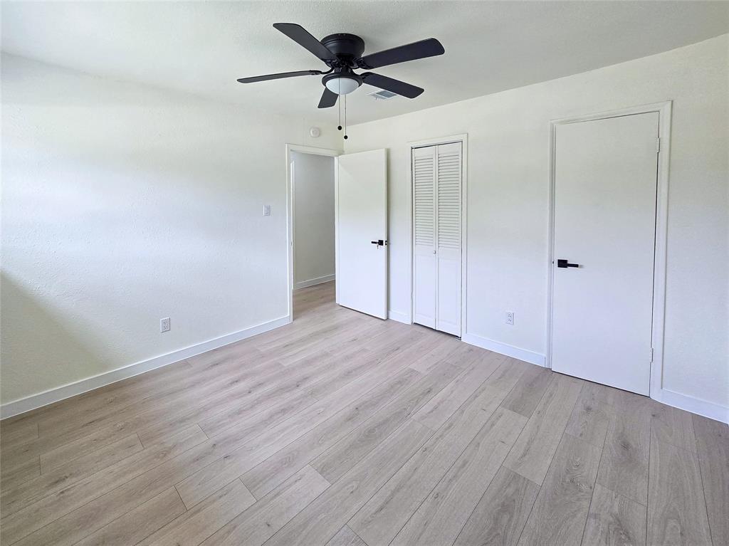 11711 Kangaroo Court, Meadows Place, Texas image 20