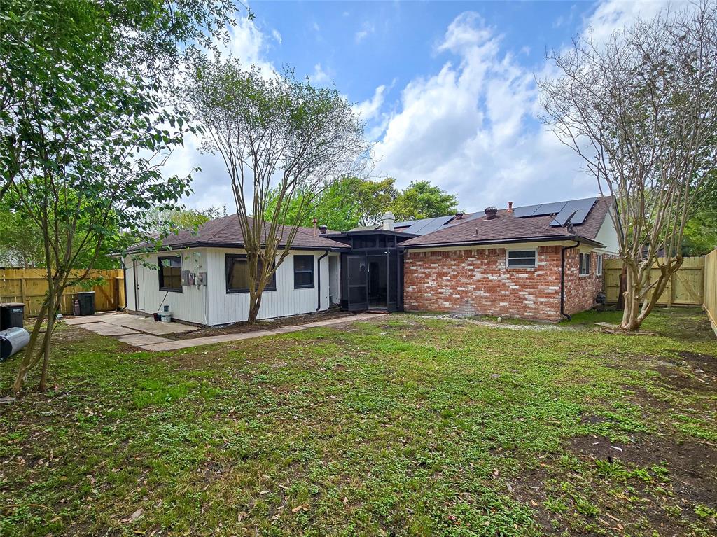 11711 Kangaroo Court, Meadows Place, Texas image 27