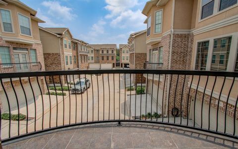 Townhouse in Houston TX 8109 Silverton Creek Lane 26.jpg