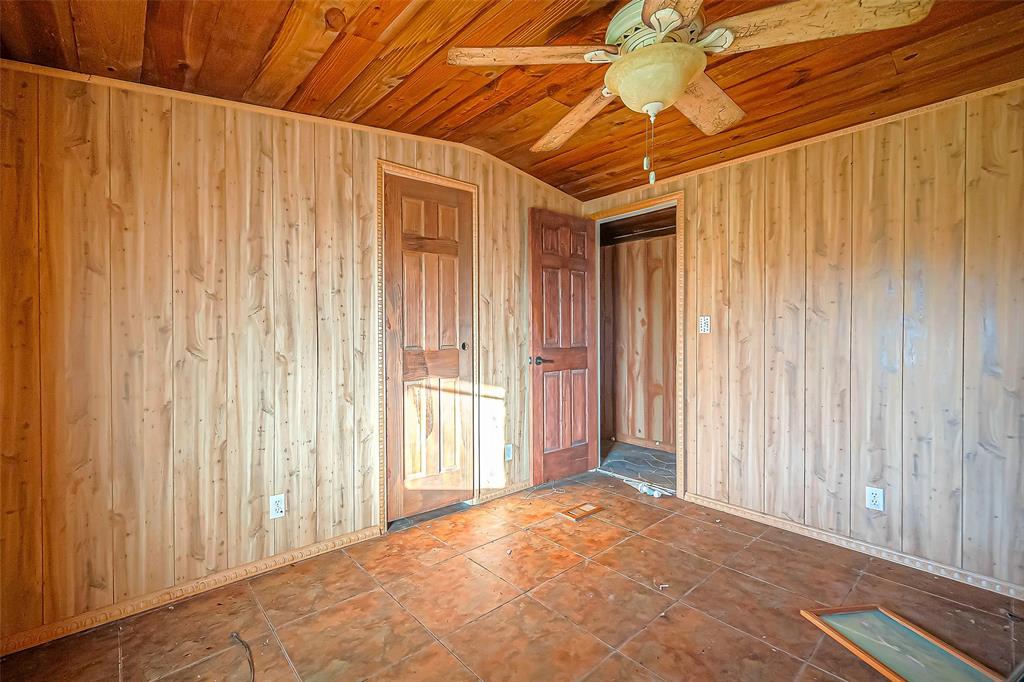 2830 County Road 290, Angleton, Texas image 7
