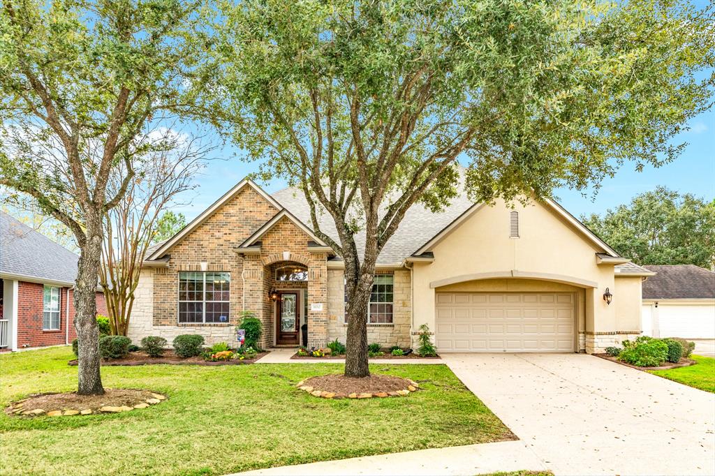 11712 Sterling Brook Street, Pearland, Texas image 3