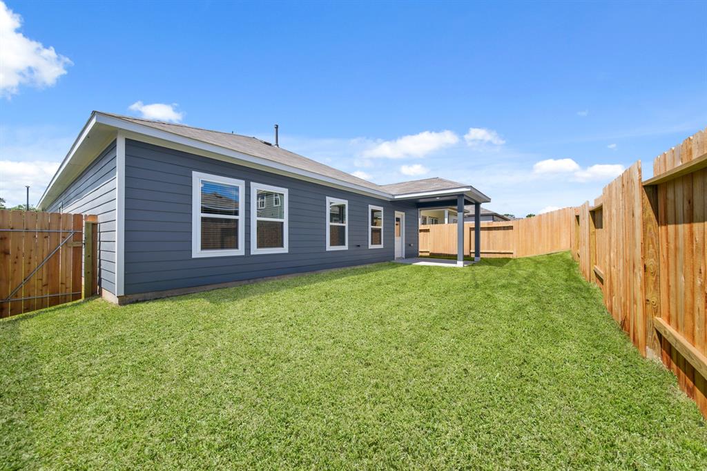 11922 Wisteria Meadows Drive, Willis, Texas image 22