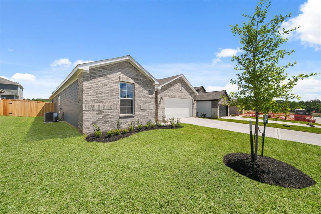 11922 Wisteria Meadows Drive, Willis, Texas image 24
