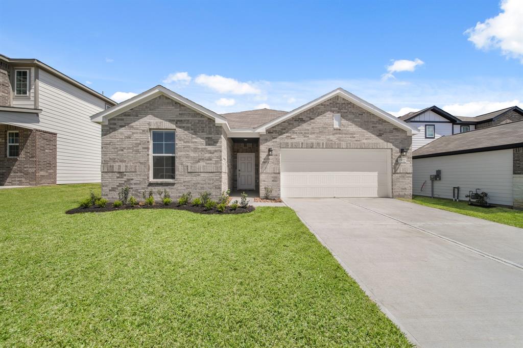 11922 Wisteria Meadows Drive, Willis, Texas image 1