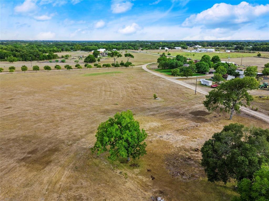 0000 Linda Lane, Brenham, Texas image 2