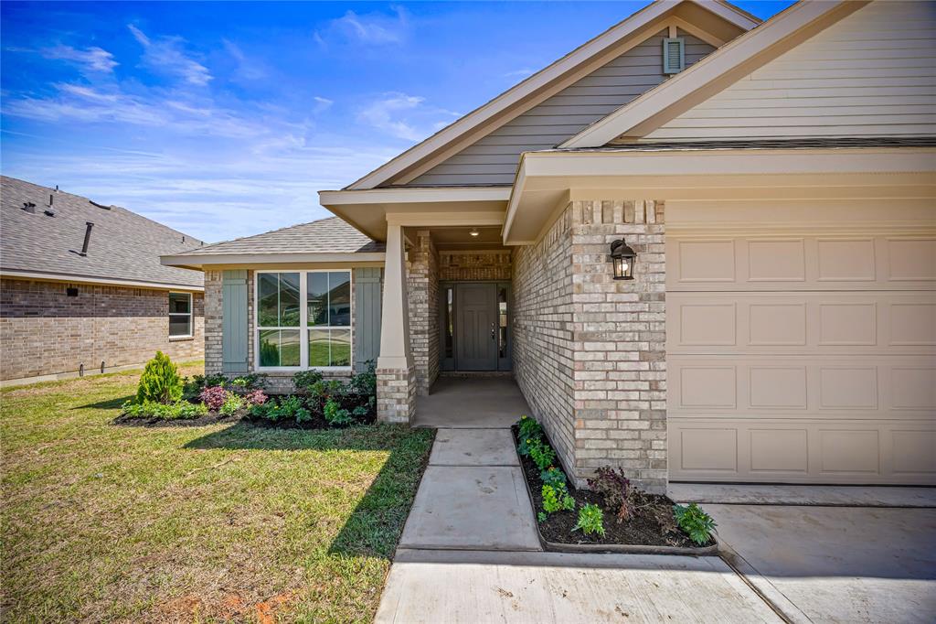 20078 Swinley Forest Drive, Cleveland, Texas image 1